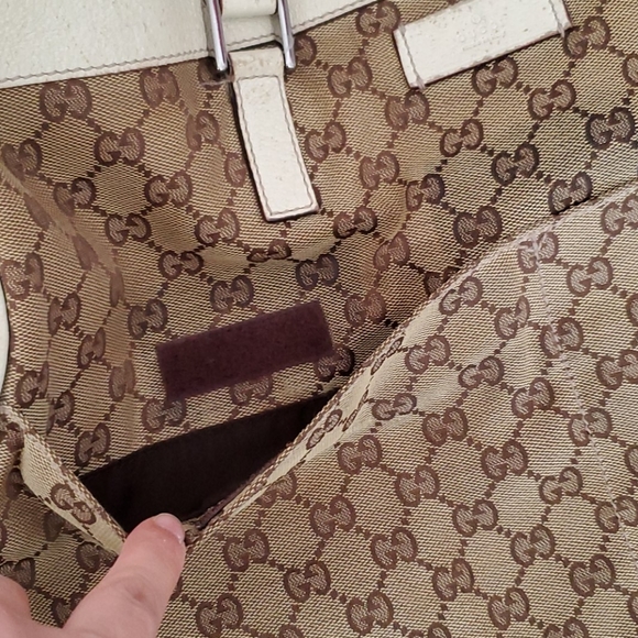 100% Authentic Gucci large tote. - Picture 12 of 12